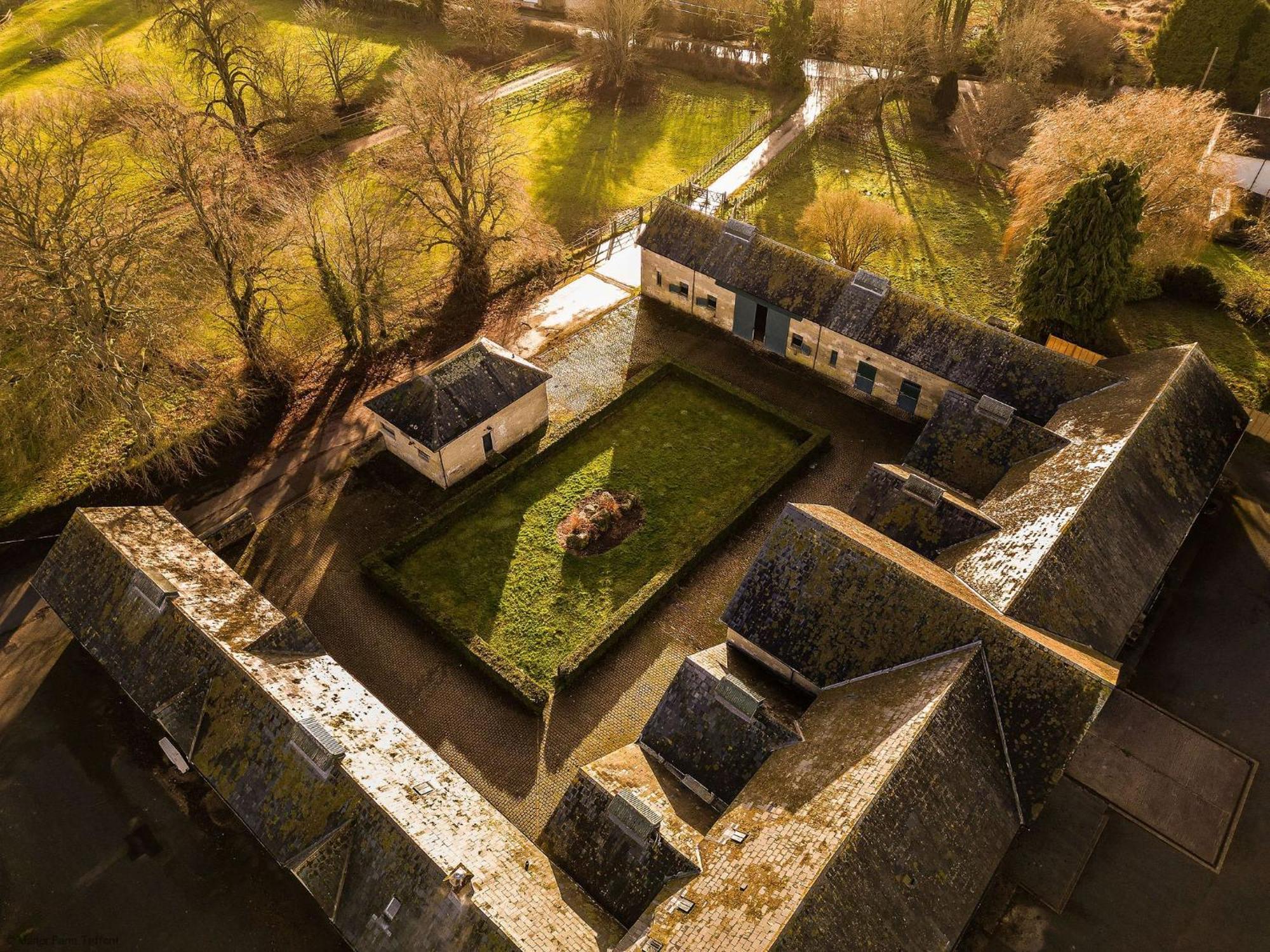 Stable Cottage Teffont Magna Exterior foto
